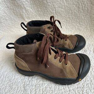 Kids Keen Hiking Boots Youth Size 4